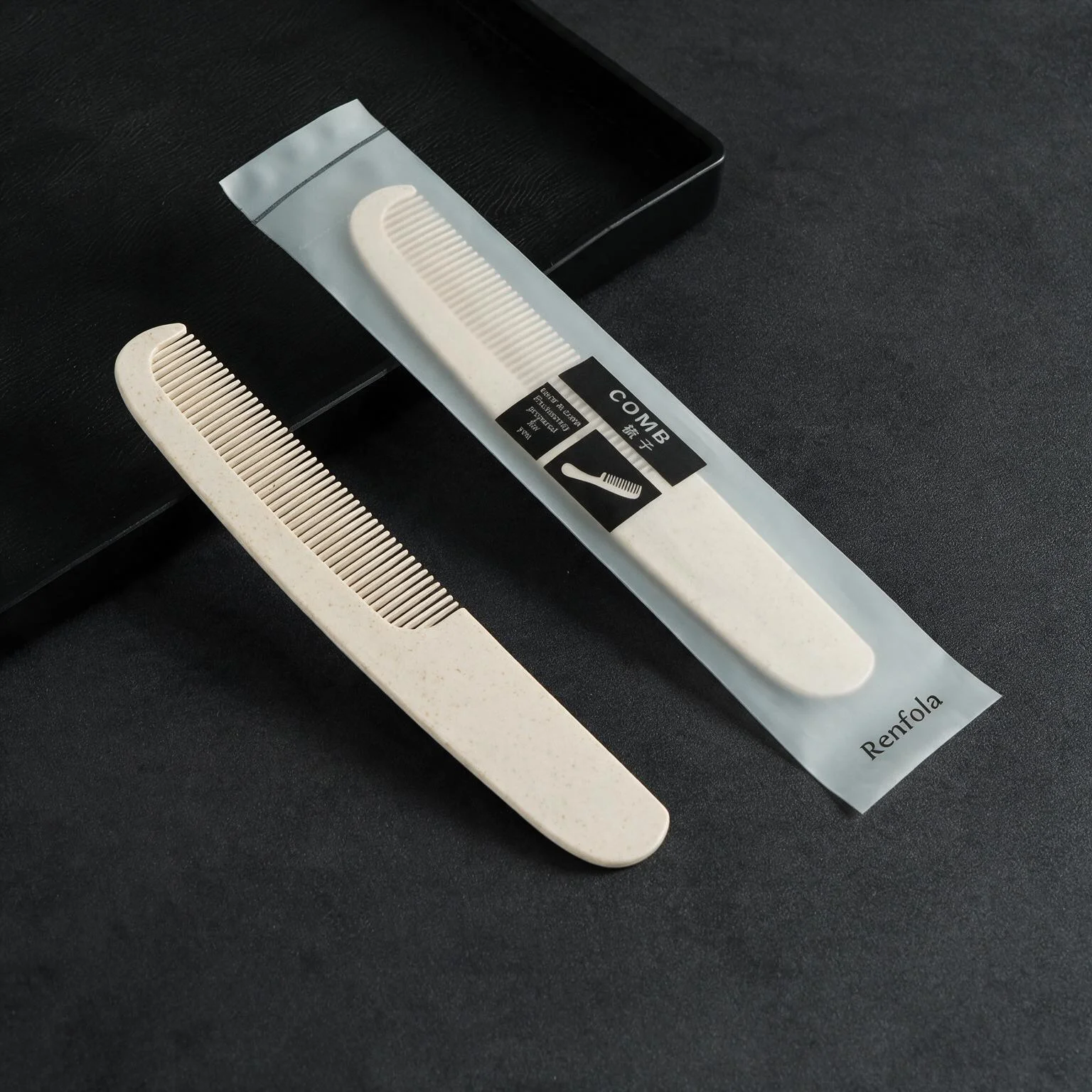 Renfola Frost Collection Hotel Comb, Curved Handle 17 cm