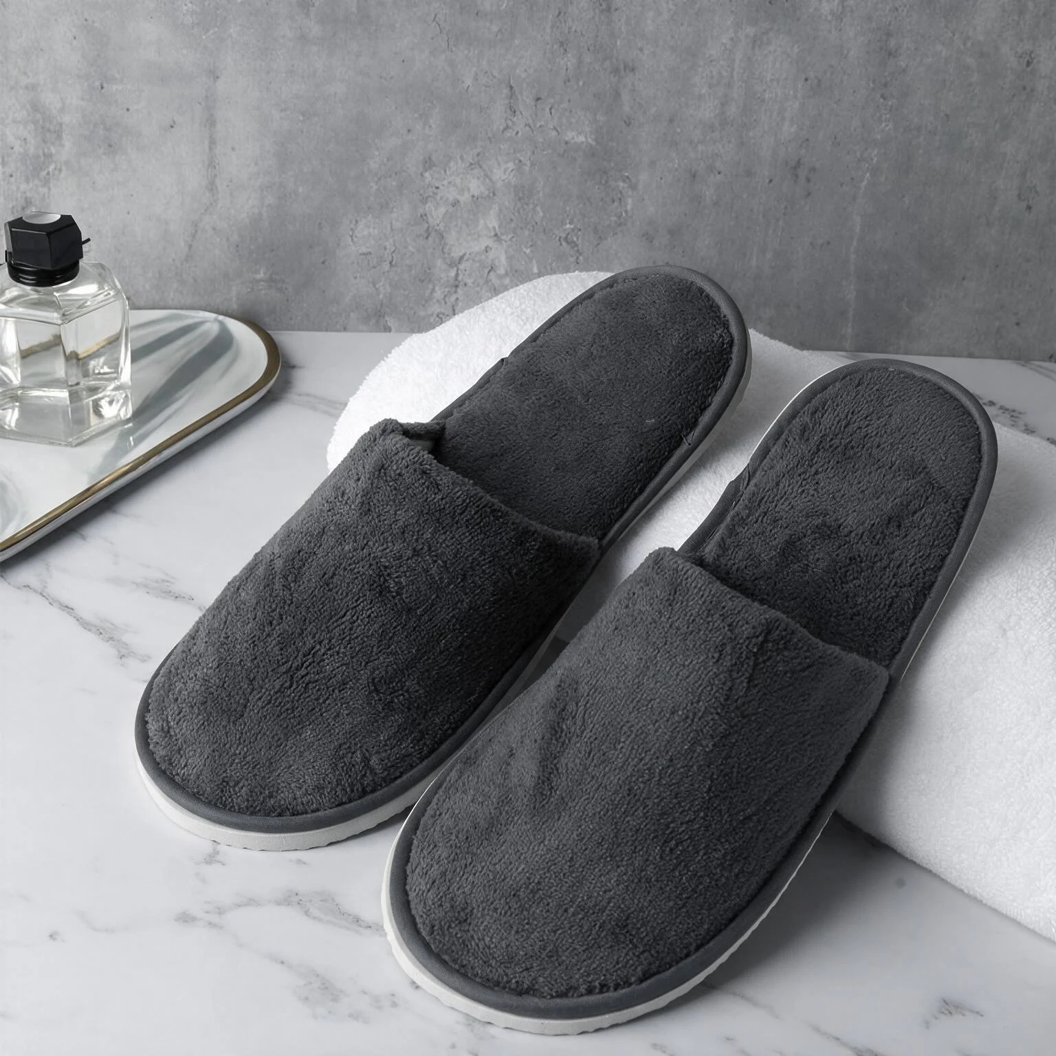 Renfola Vesper Collection Closed-Toe Hotel Slippers, Charcoal Coral Fleece 28 x 11.5  (about EU 43)