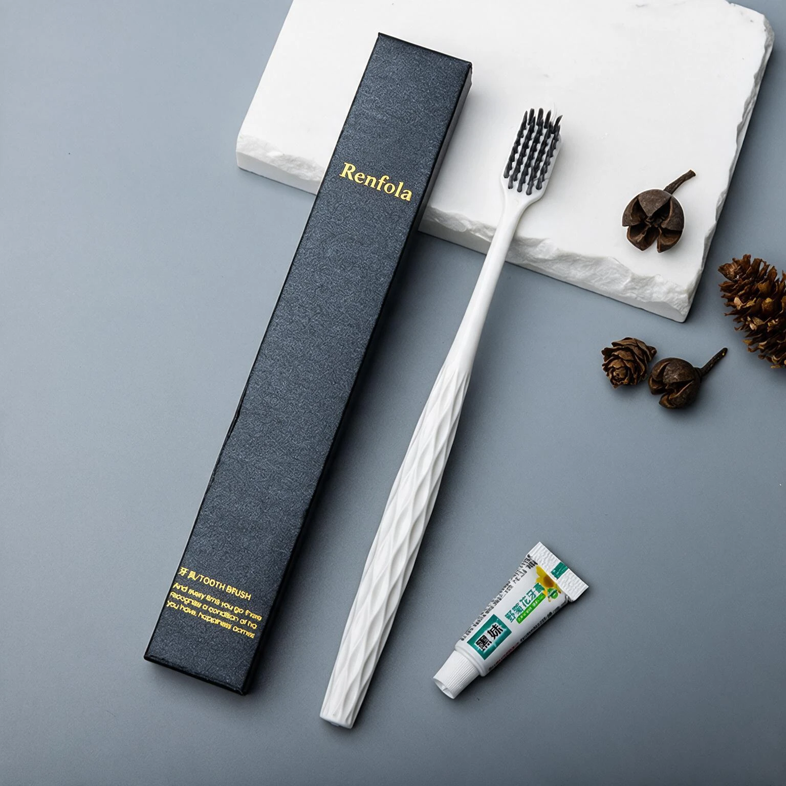 Renfola Marrakesh Collection Hotel Dental Kit, Meteorite White Handle with 3g Toothpaste