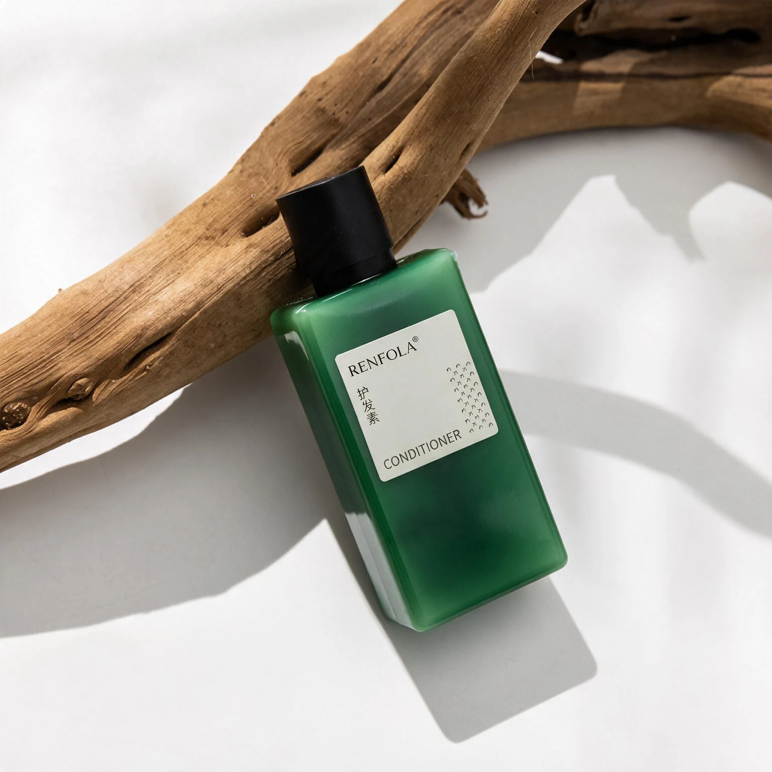 Renfola Juniper Collection Hotel Conditioner, 40ml Dark Green Square Bottle