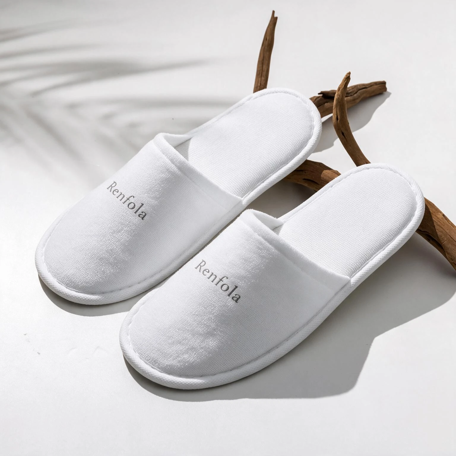 Renfola Juniper Collection Hotel Slippers, White Brushed Fabric with Moulded Sole