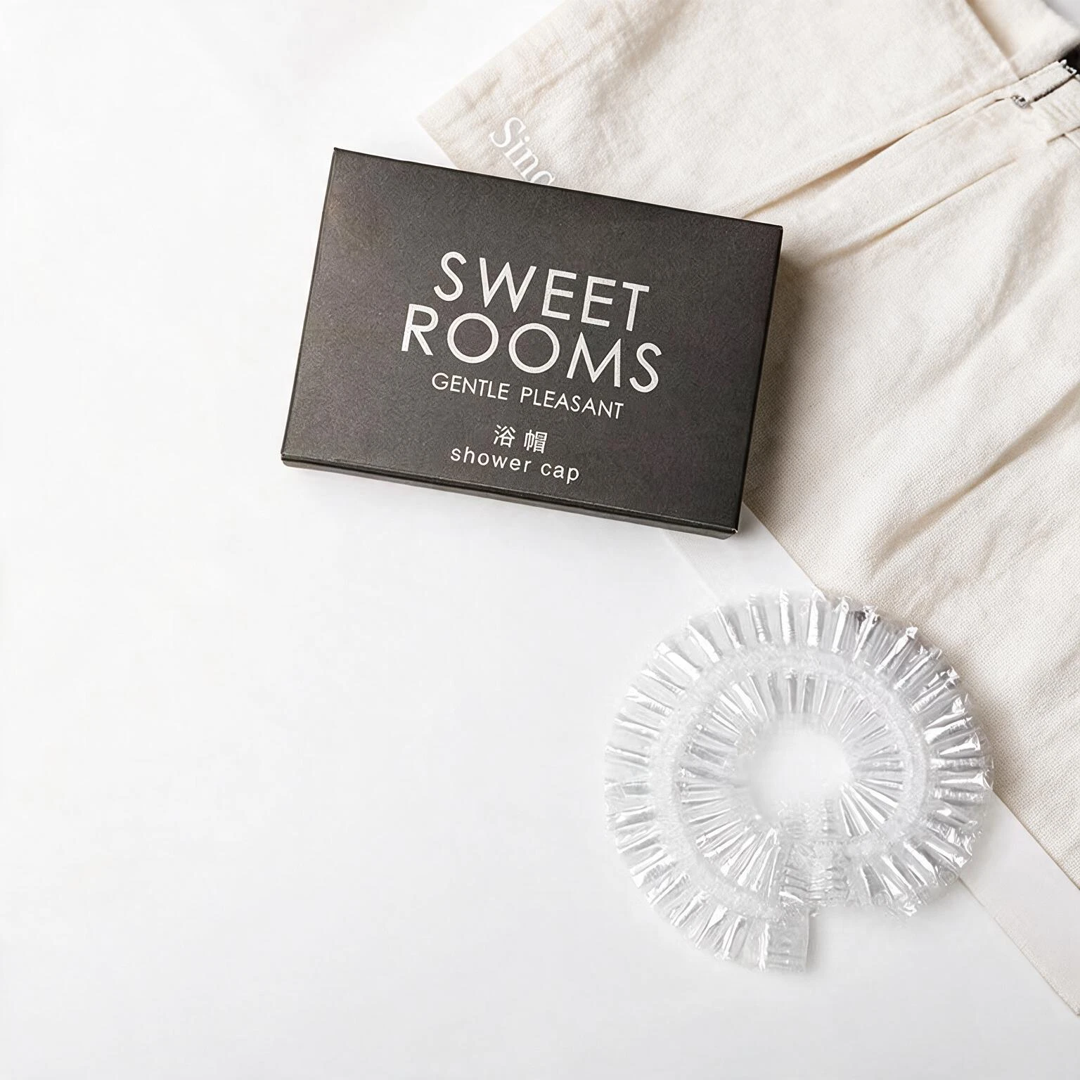 Renfola Maison Collection Hotel Shower Cap, Clear Pleated in Art Paper Box
